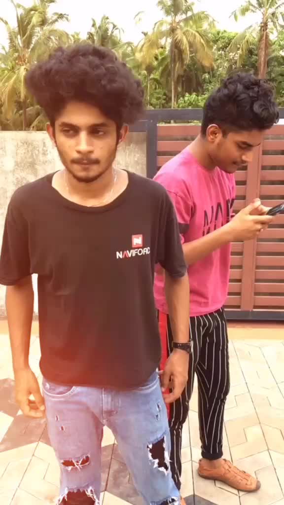 @_mahroof_