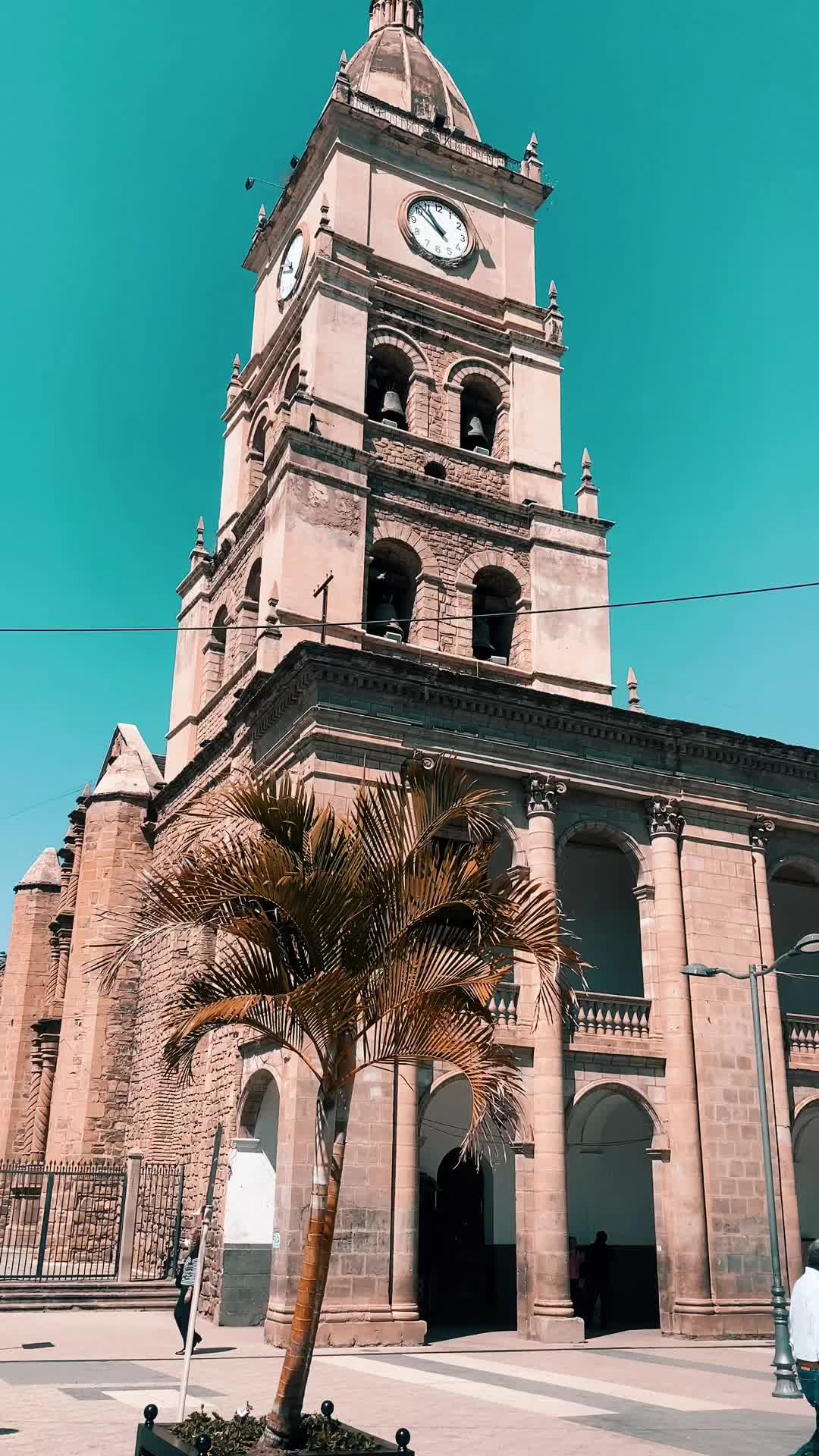 @𝚄𝚕𝚒𝚜𝚎𝚜