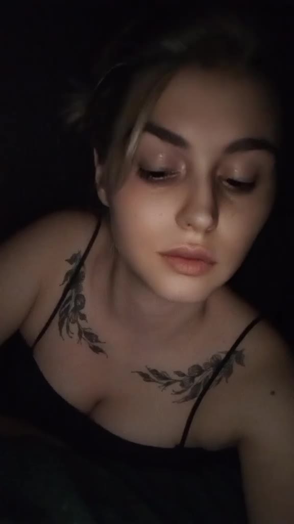 @😇Tik_Tok_Queen😈