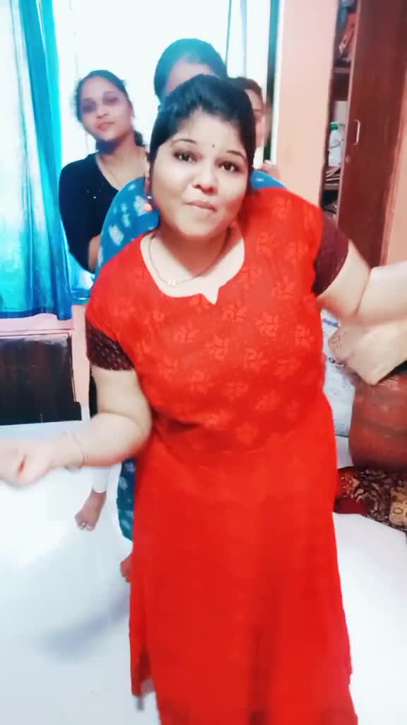 @👑lovely dezy👑