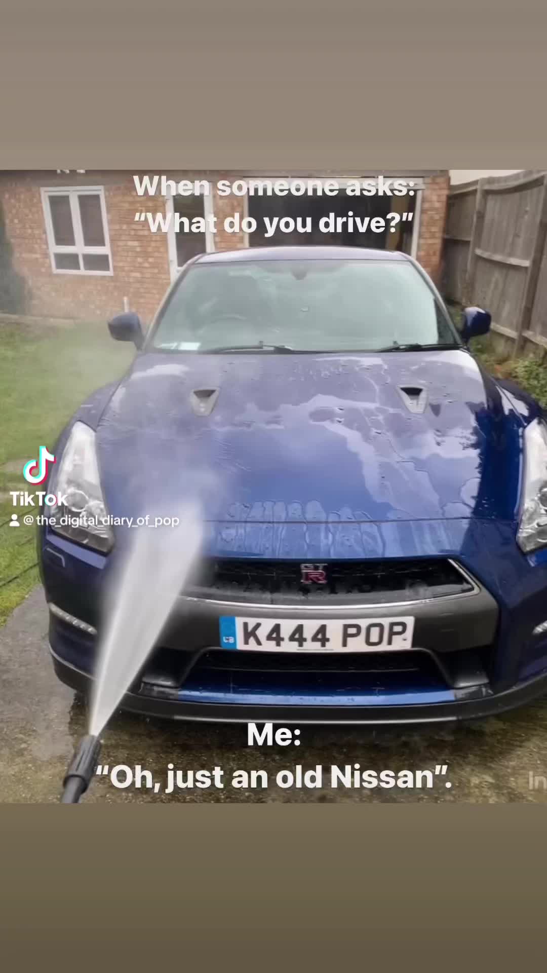 @*Pop*