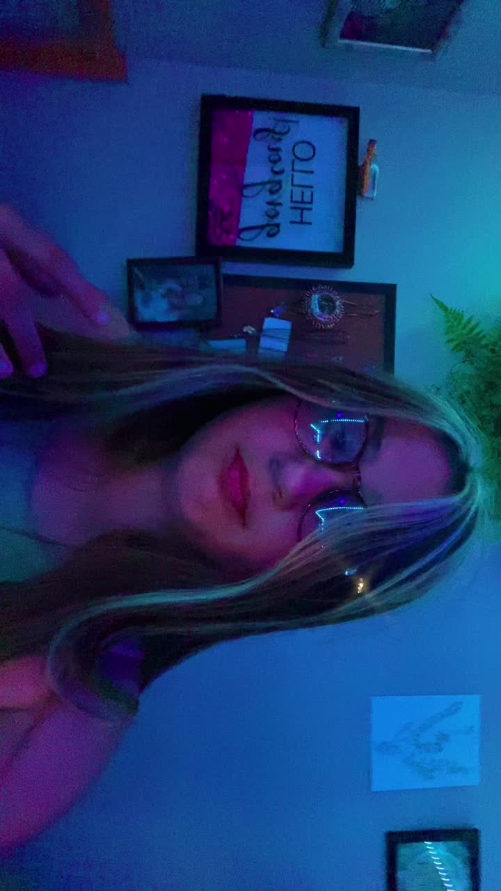 @Khylie<3