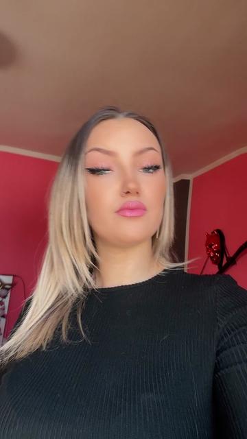 @꧁𝓐𝓵𝓲𝓷𝓪꧂ツ