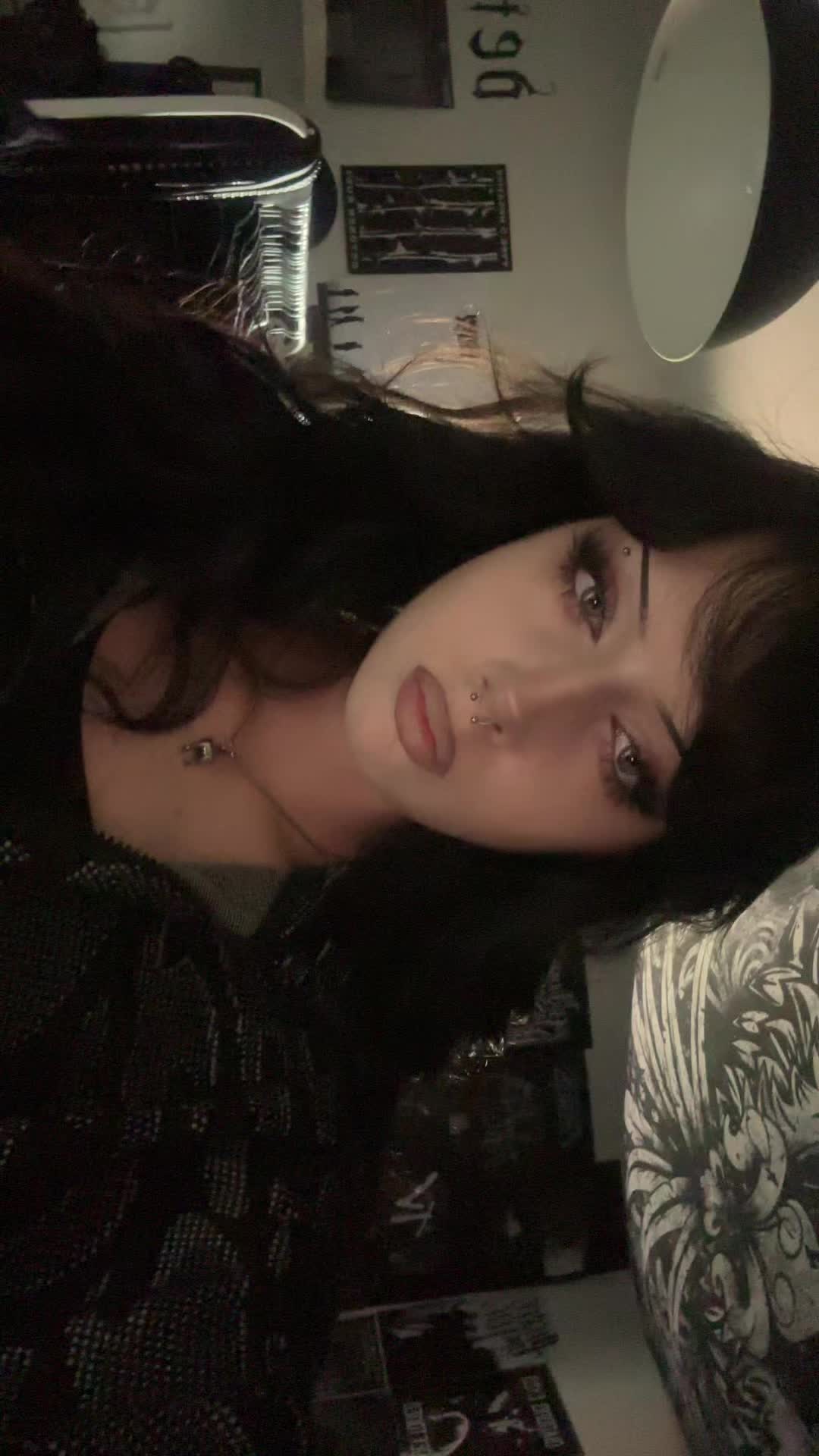 @hannah 🦇