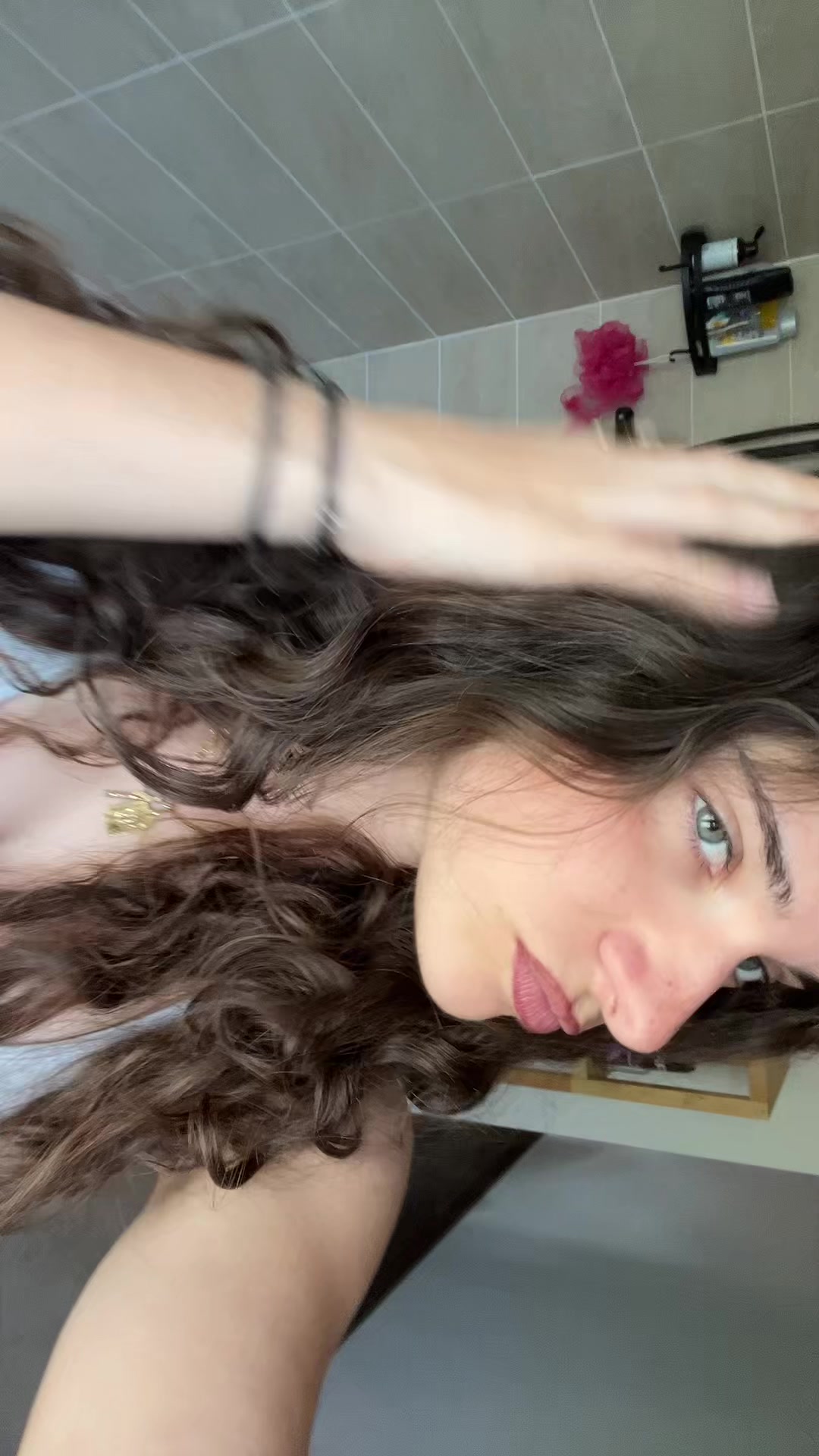 @???
