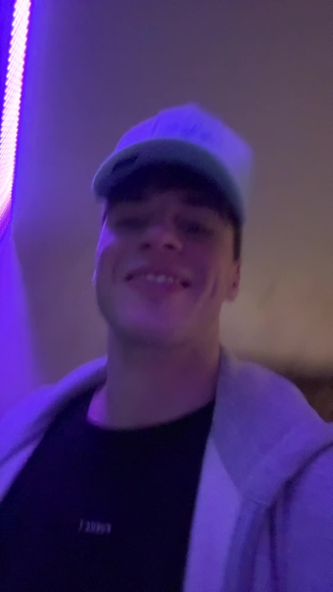 @Figlarz
