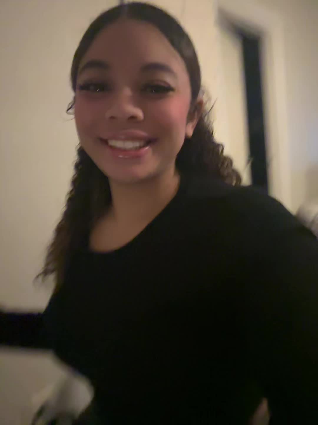 @Hi my name is janaya