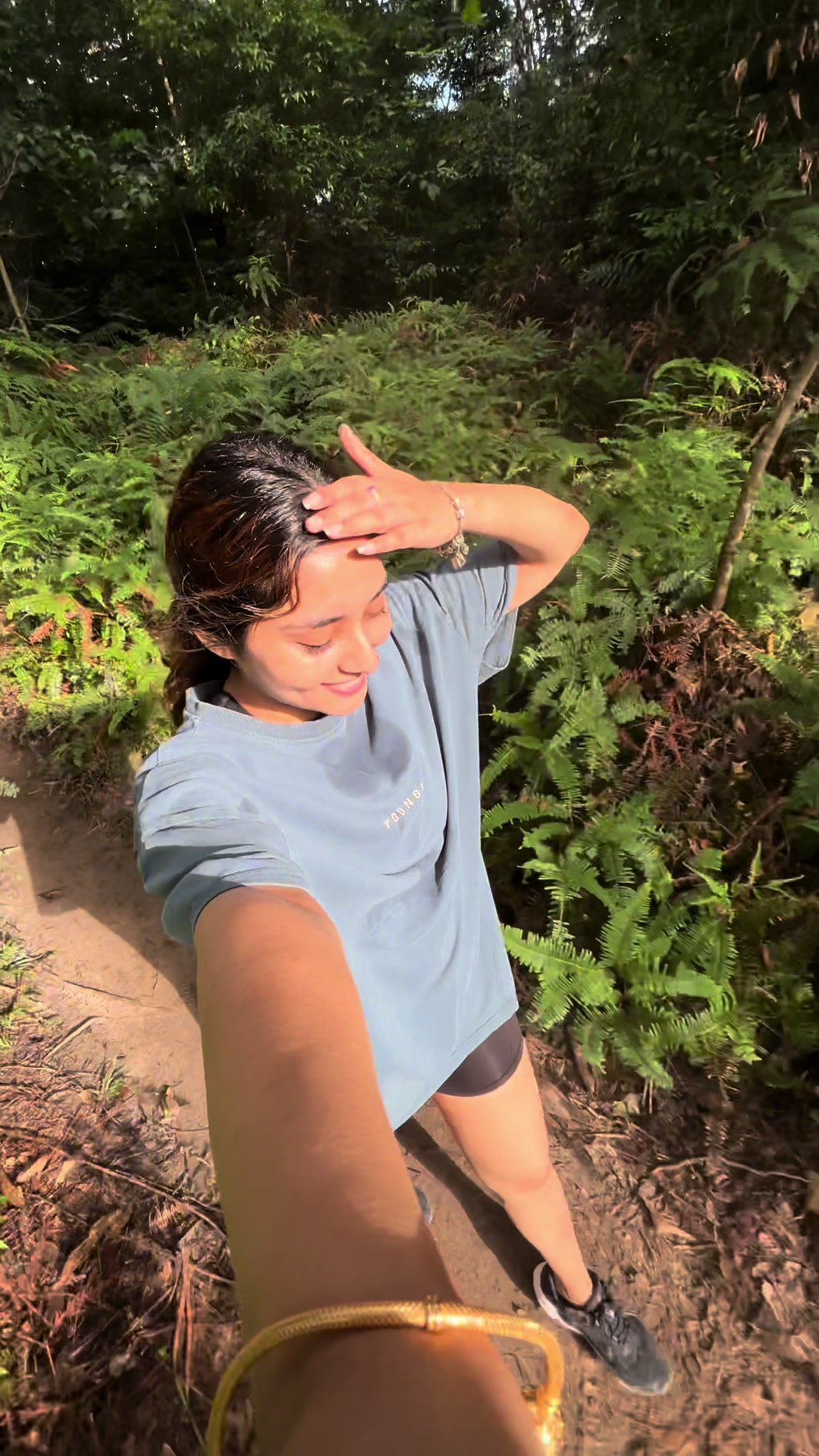 @Vhinooooo