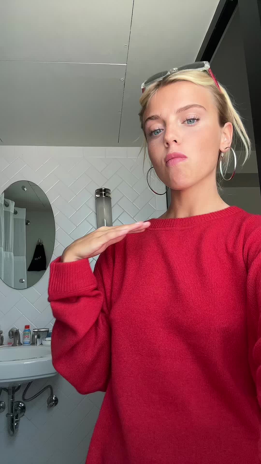@Hm