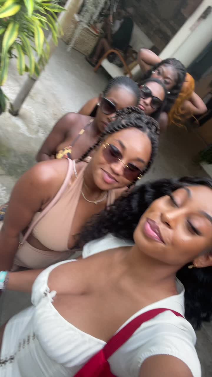@Cici🦋