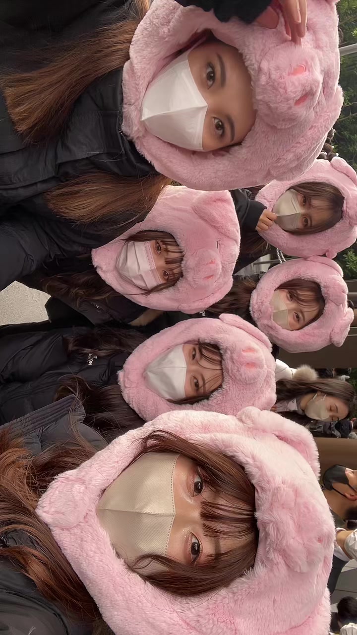 @あきな