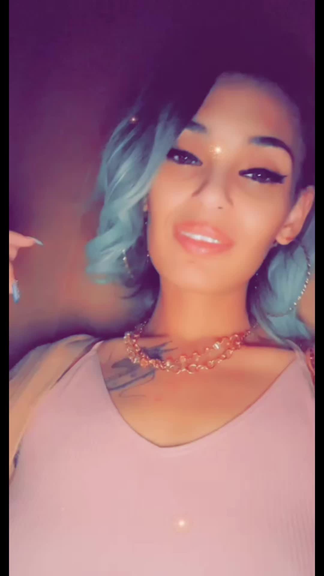 @Nai-Queen 😍🥰😜