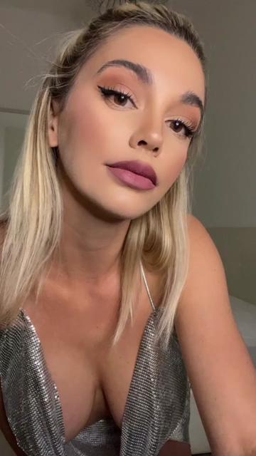 @Caitlin Arnett