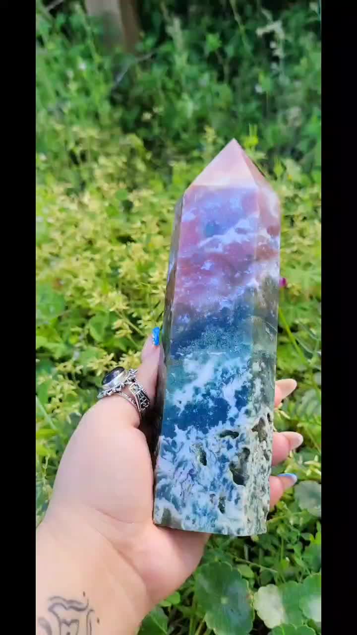 @lovelylunargems