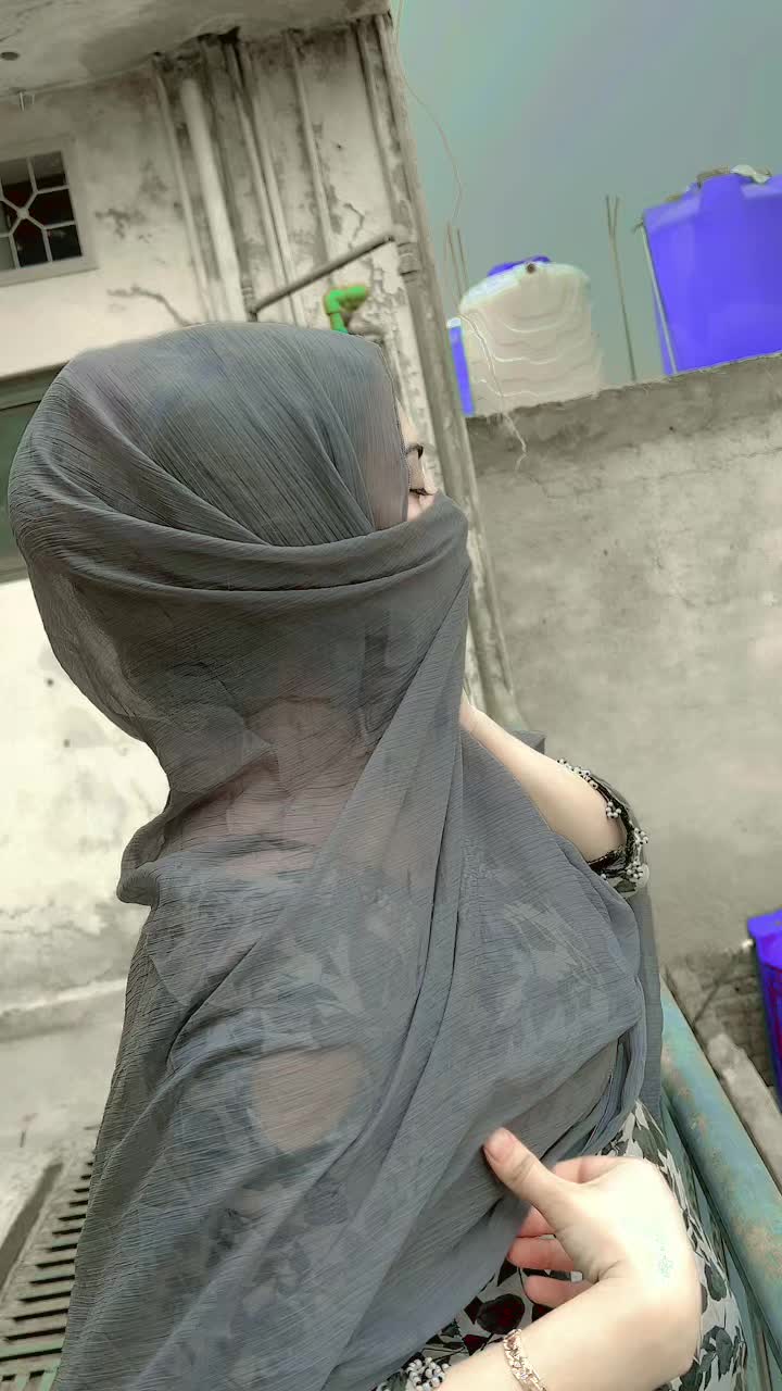 @Aisha khan2222