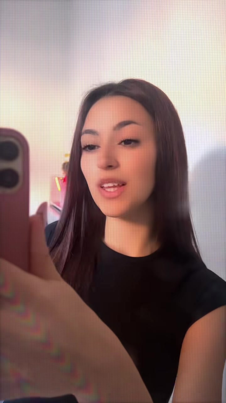 @👧🏻