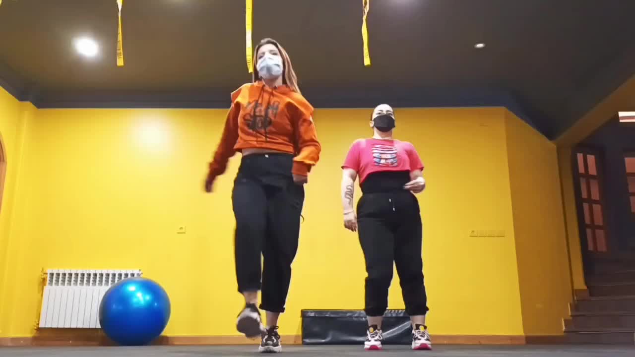 @Mrym