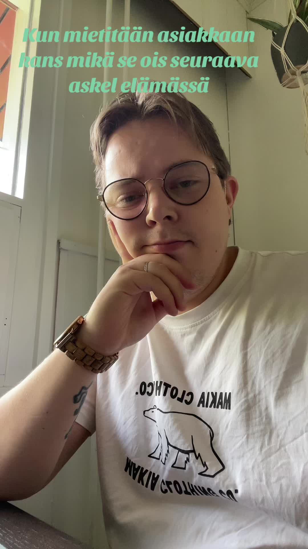 @Etsivä nuorisotyöntekijä Ada