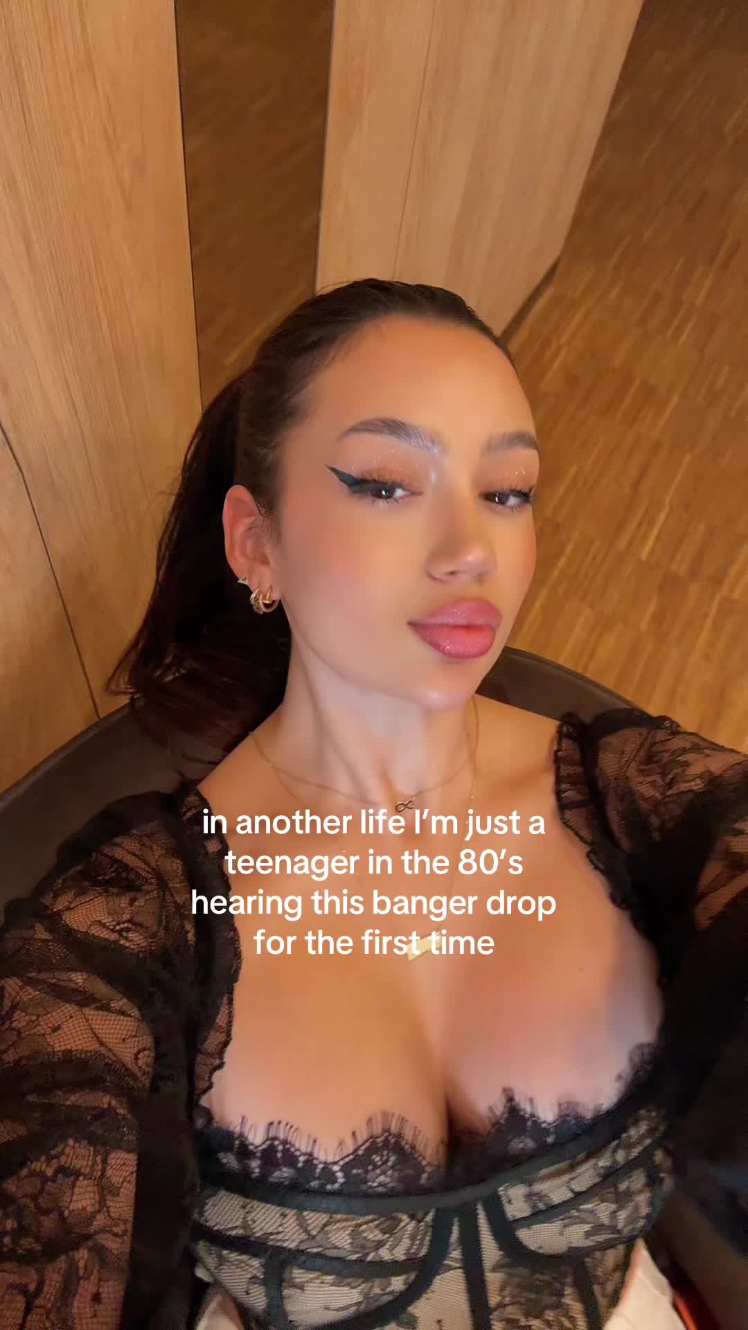 @Anne-Marie