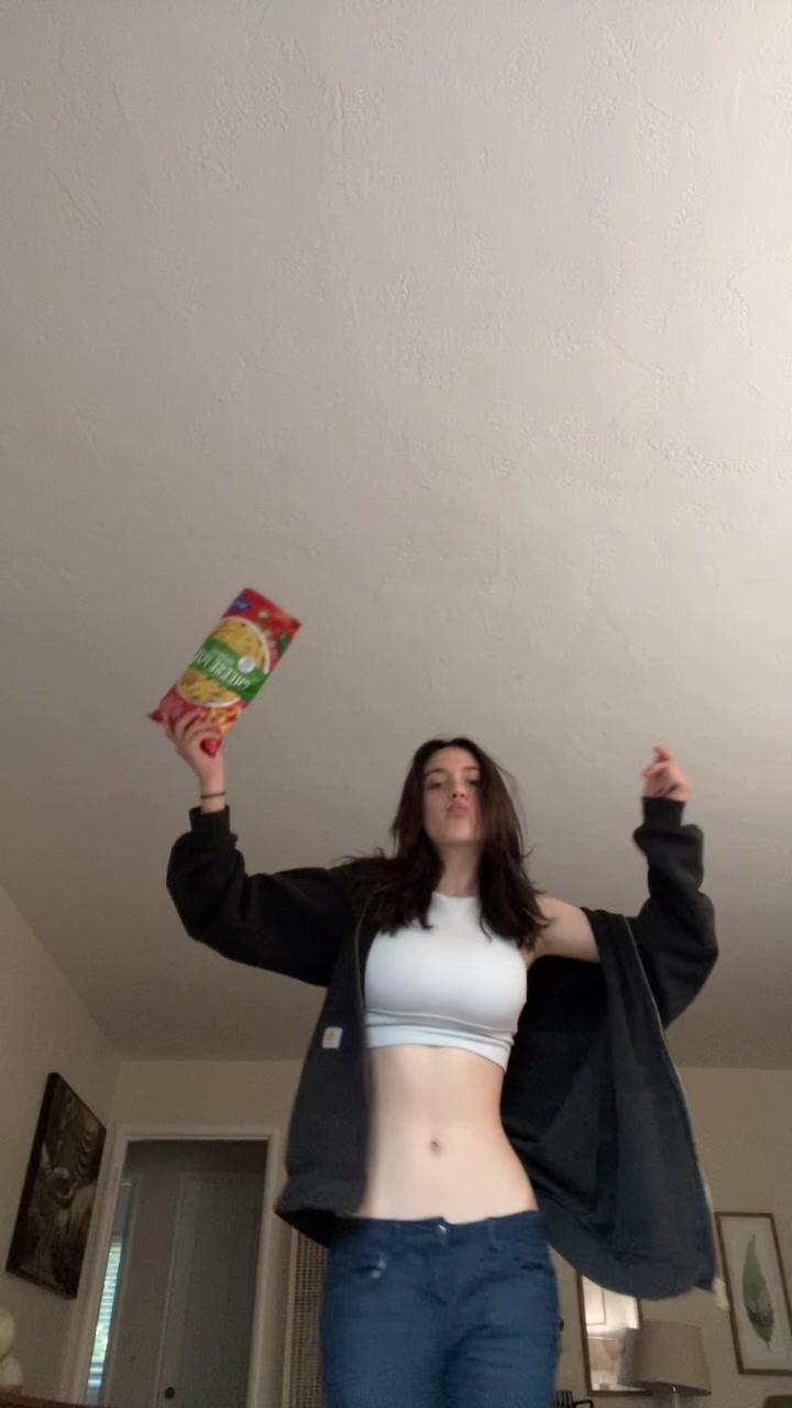 @eleanorabriscoe