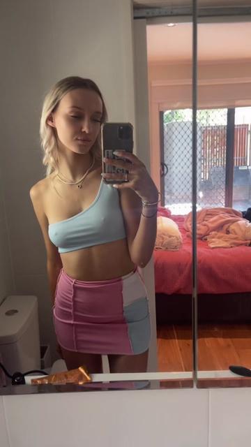 @megnicholson