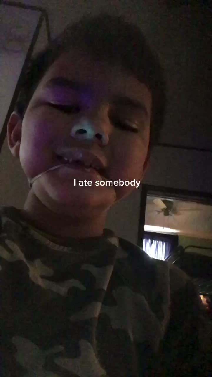 @Pls follow me🥺