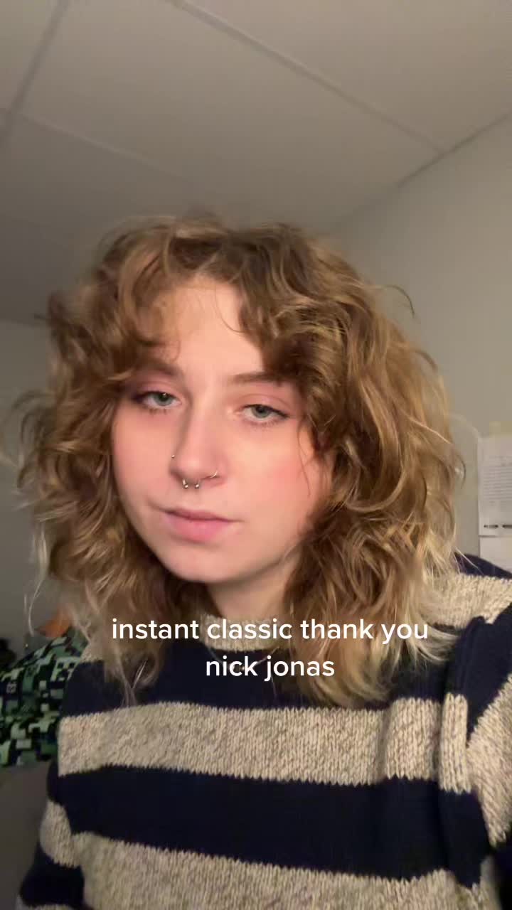 @g