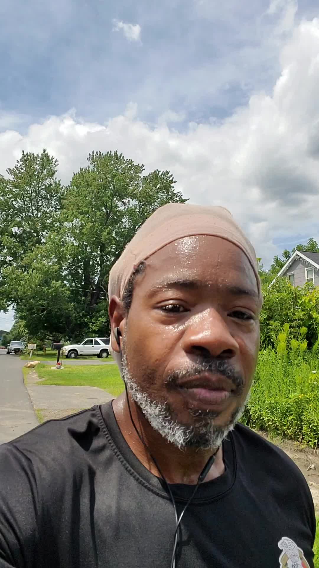 @Eric "HoodCreditEric" Thompson