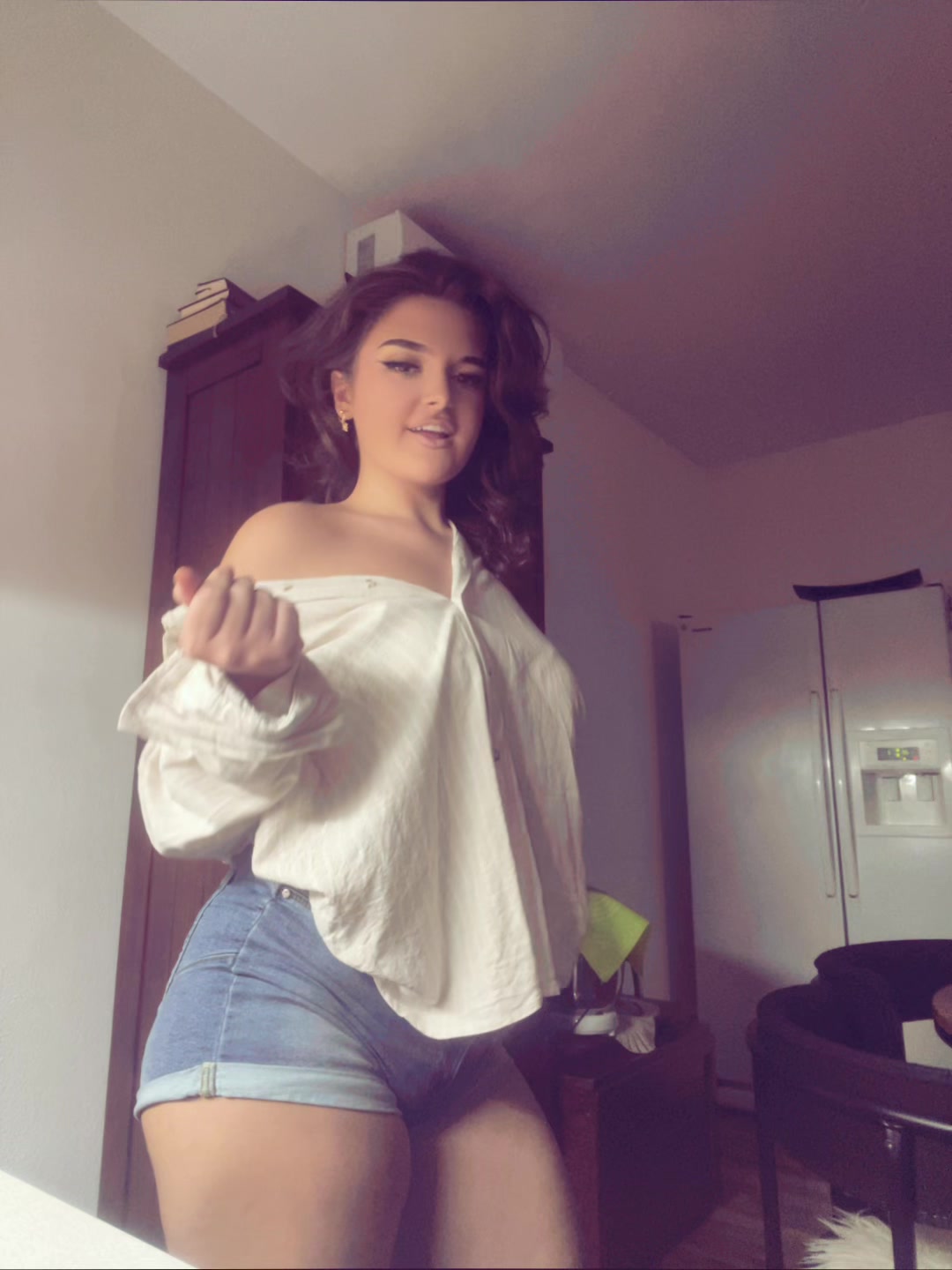 @🫦