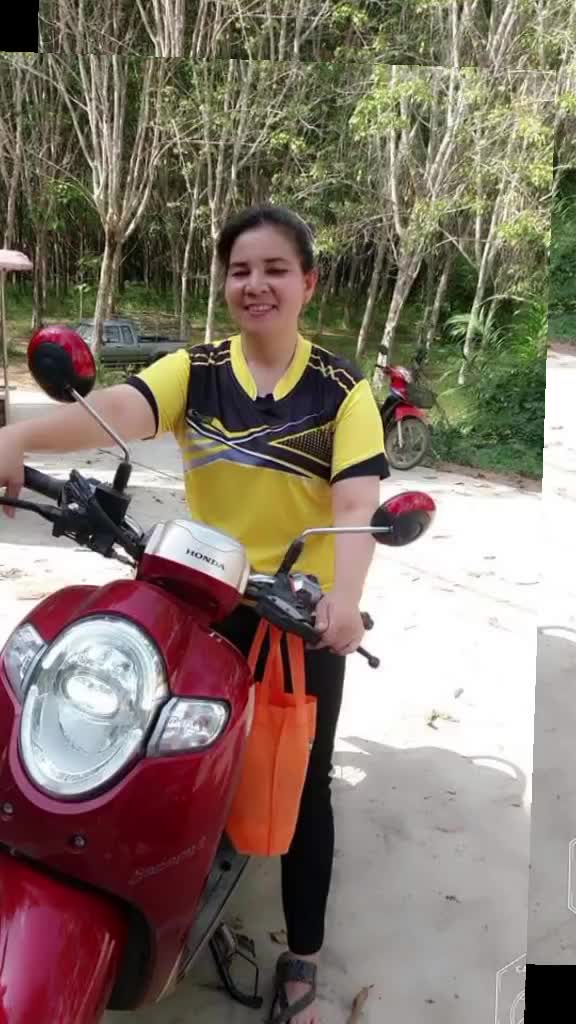 @Saw (สาว)