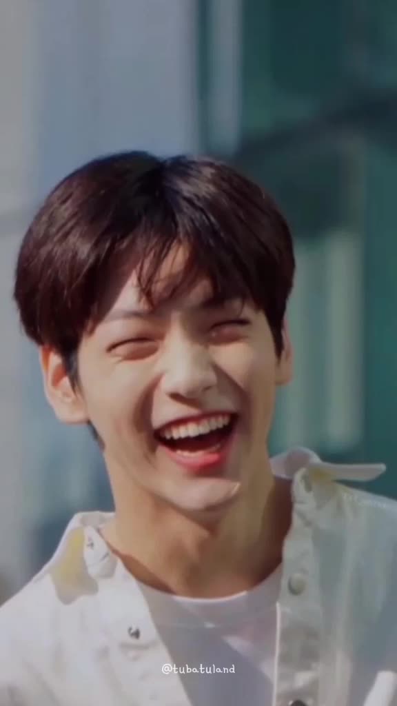 @투바투𖧵✶✜⁵