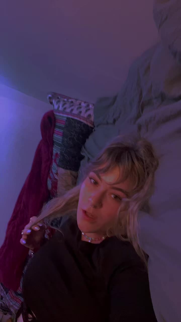 @Lizzy👑🍄