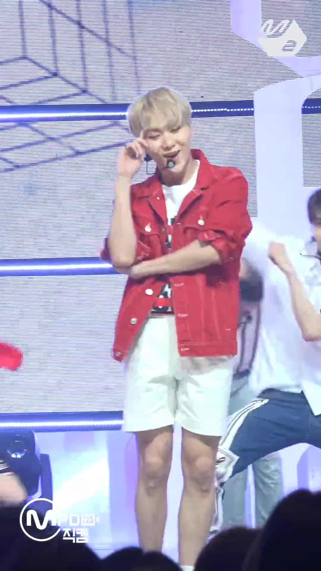 @🌸fancams💫