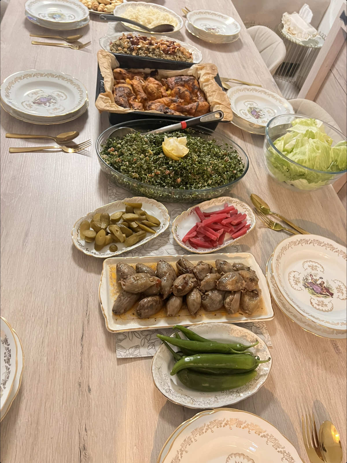 @ياسمين احمر
