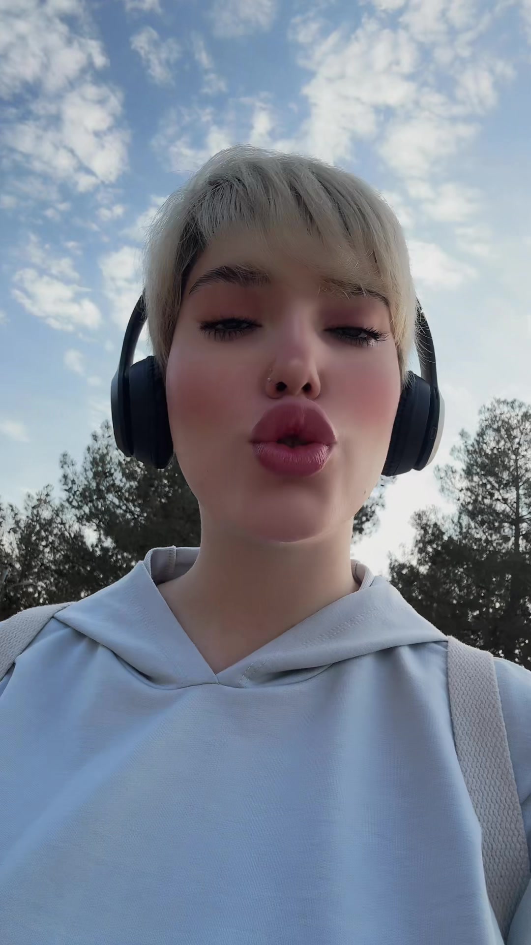 @kiyanaMAH