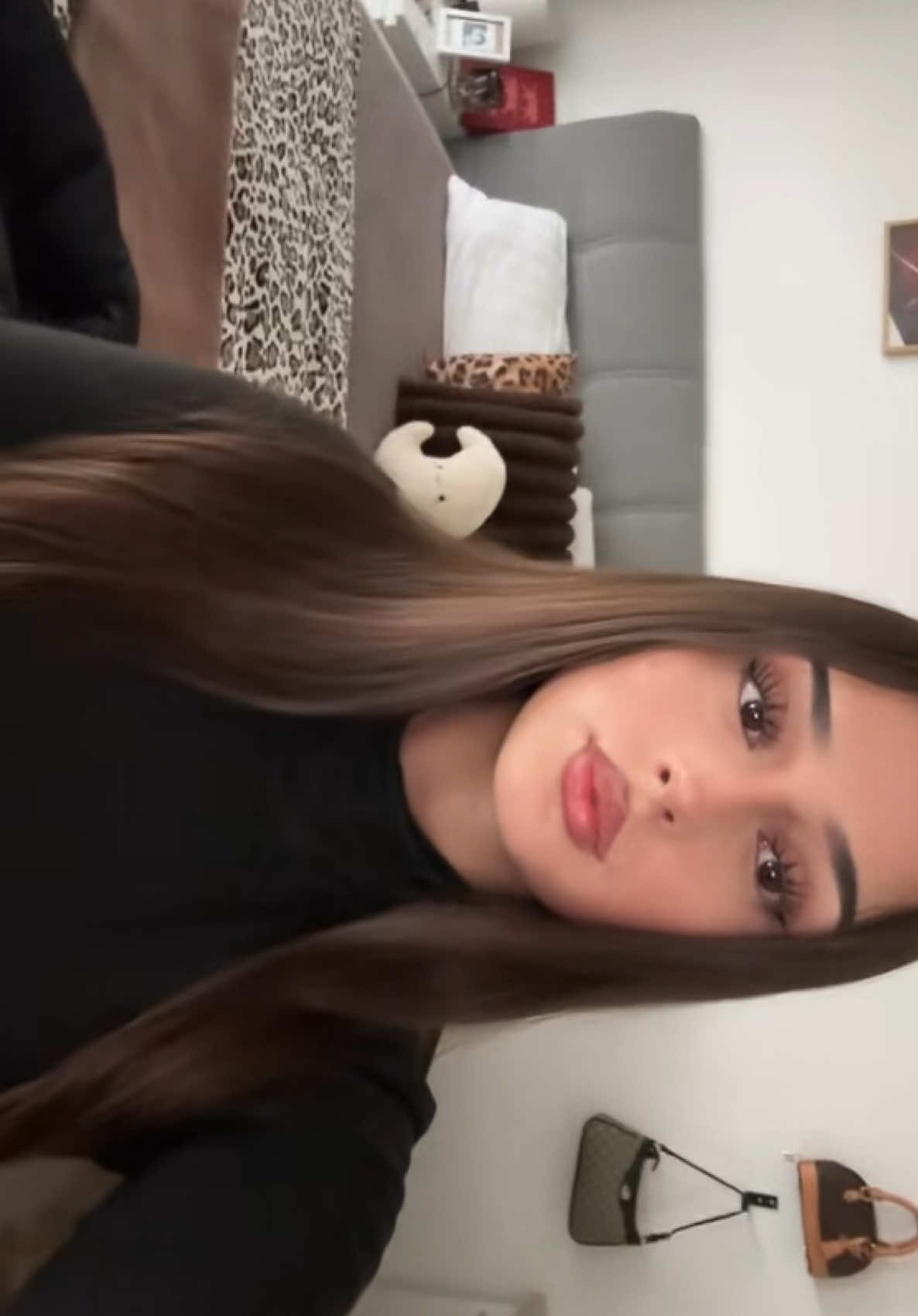 @𝐈𝐝𝐚