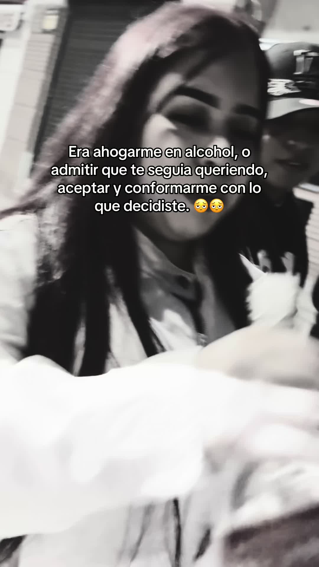 @𝑪𝒓𝒊𝒔𝒕𝒊𝒏𝒂 𝑬 🍒