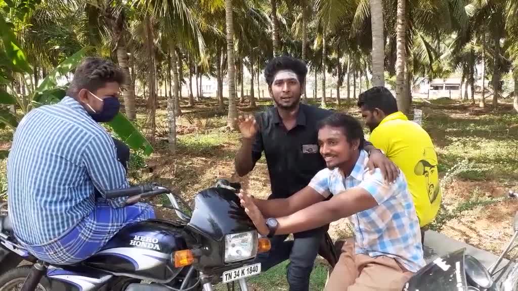 @sathish Dhoni 🏏🏏