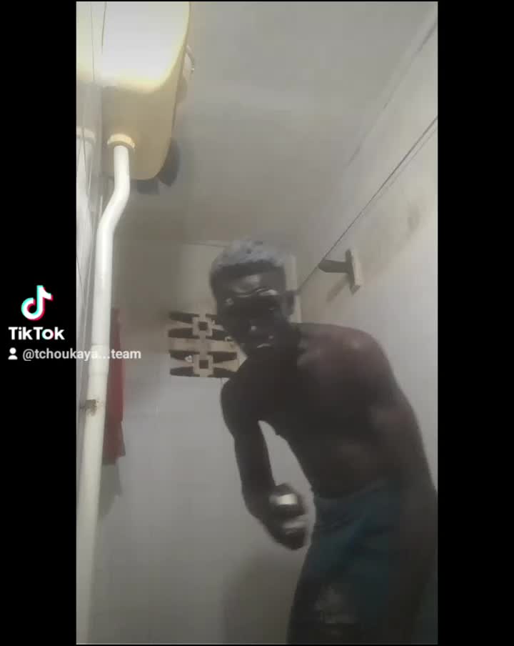 @JS6X_-_
