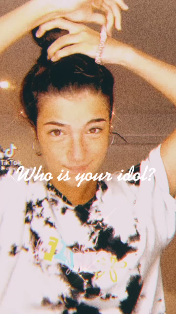 @Charli𓆉