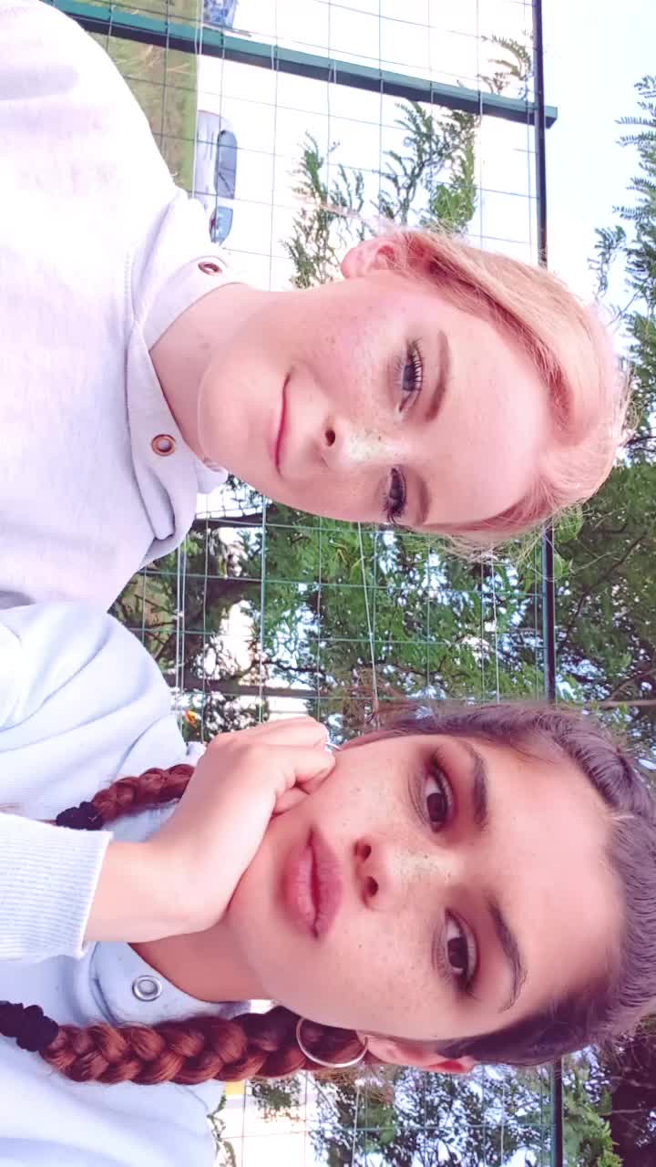 @Zsuzsannakolompár