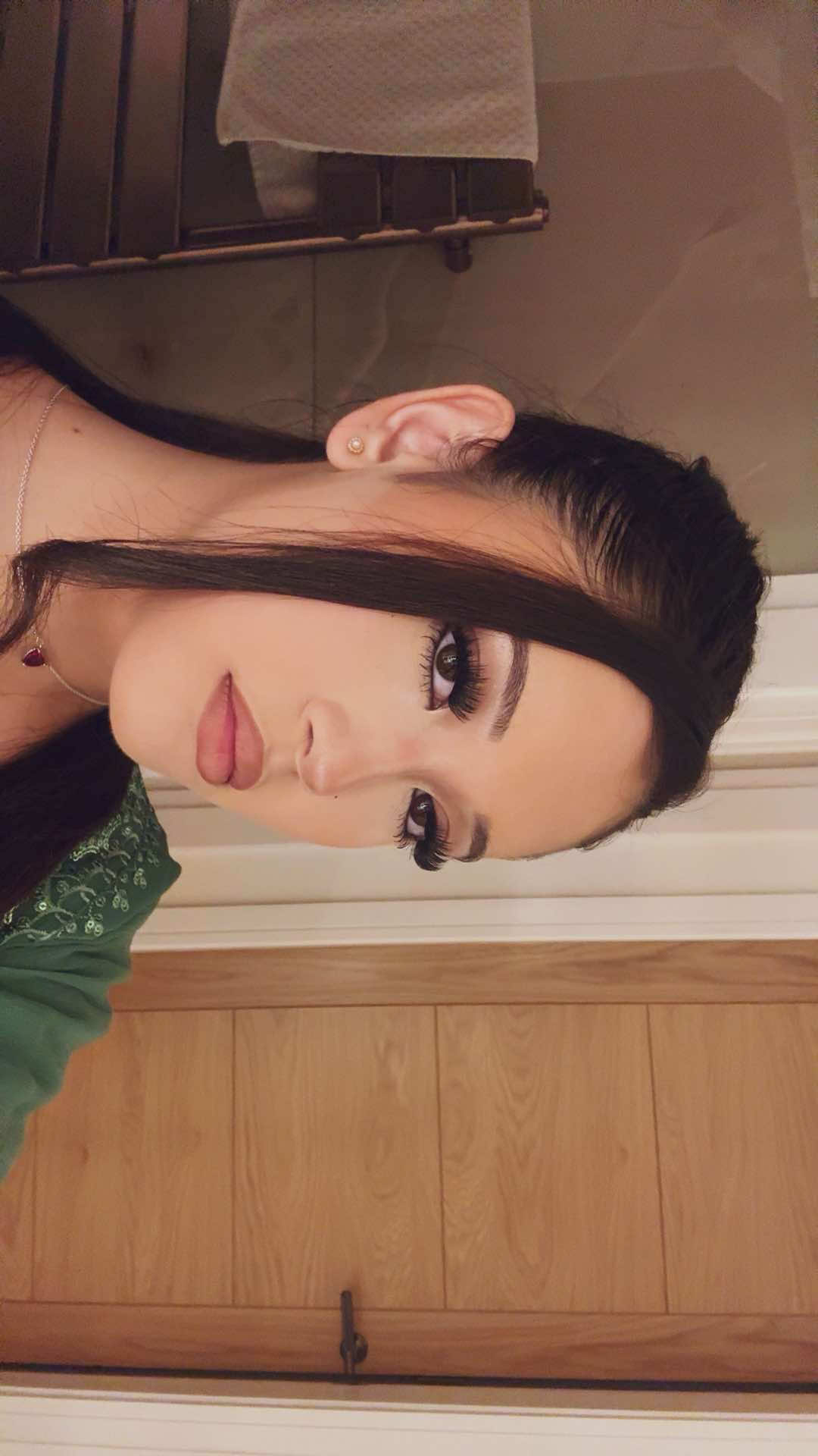 @𝒜𝒻𝓈𝒶𝓃𝒶🌺