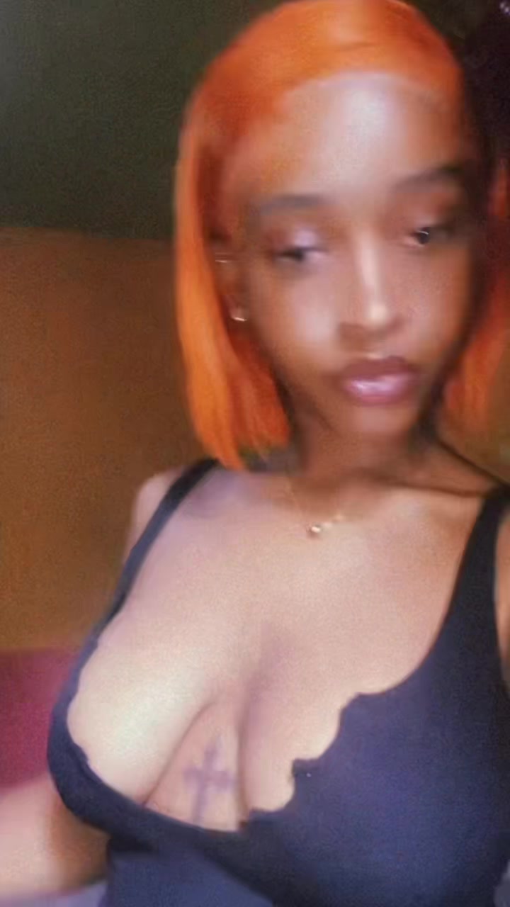 @Bratttt💋