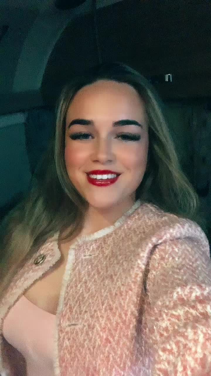 @Elliemaycawley1