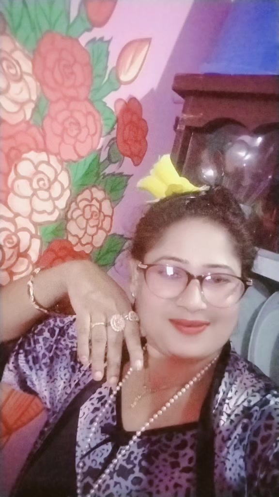 @Momena Chowdhory