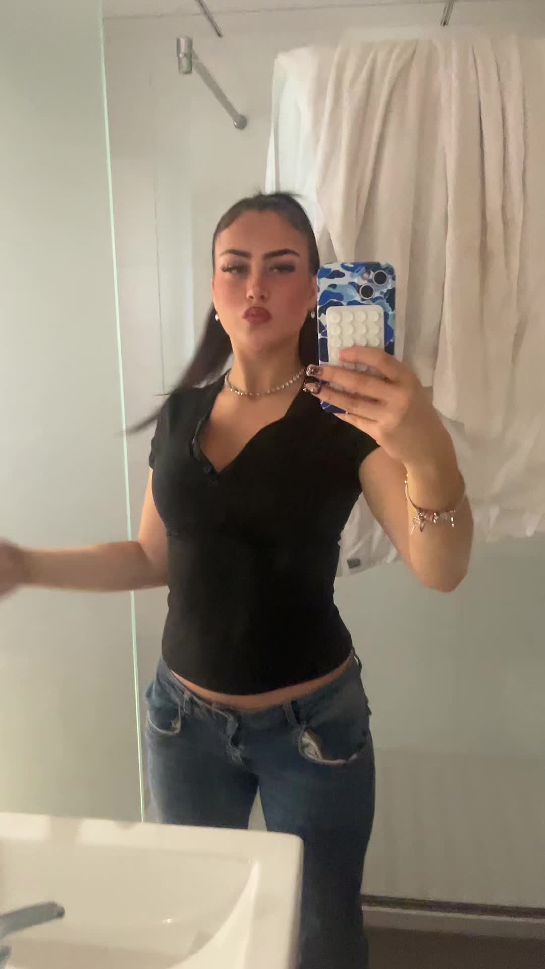 @♕