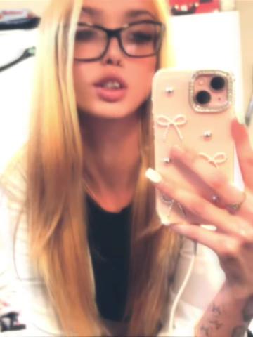 @Hollsxo21xo