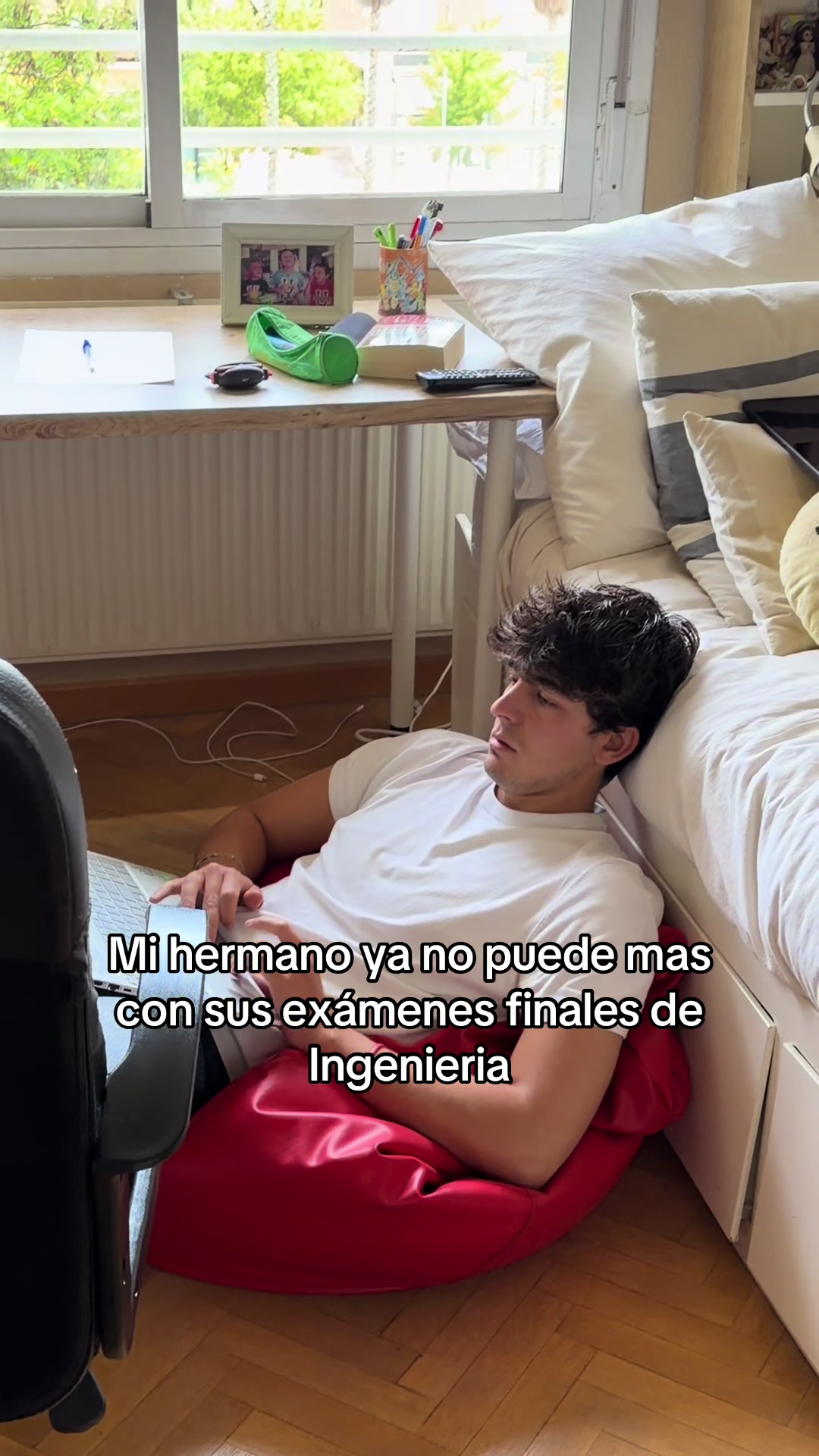 @Javier y Álvaro