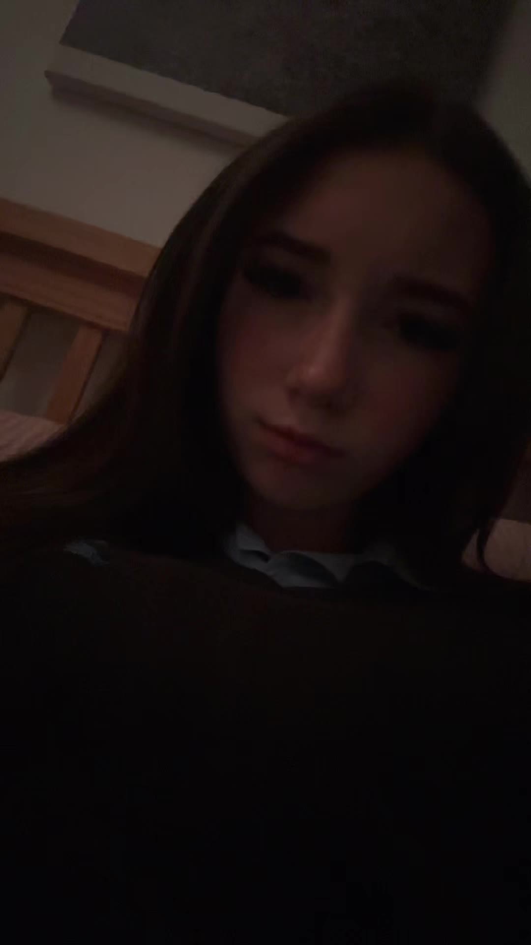 @Chlo