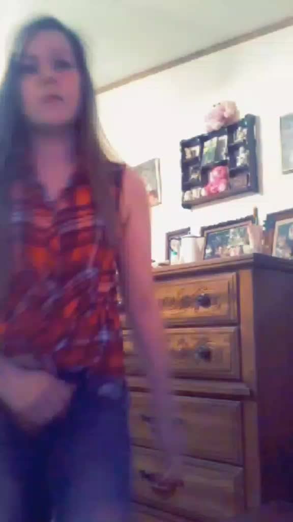 @lily